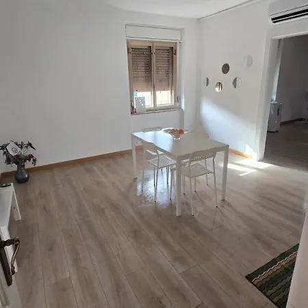 Monfalcone City Apartment 몬팔코네